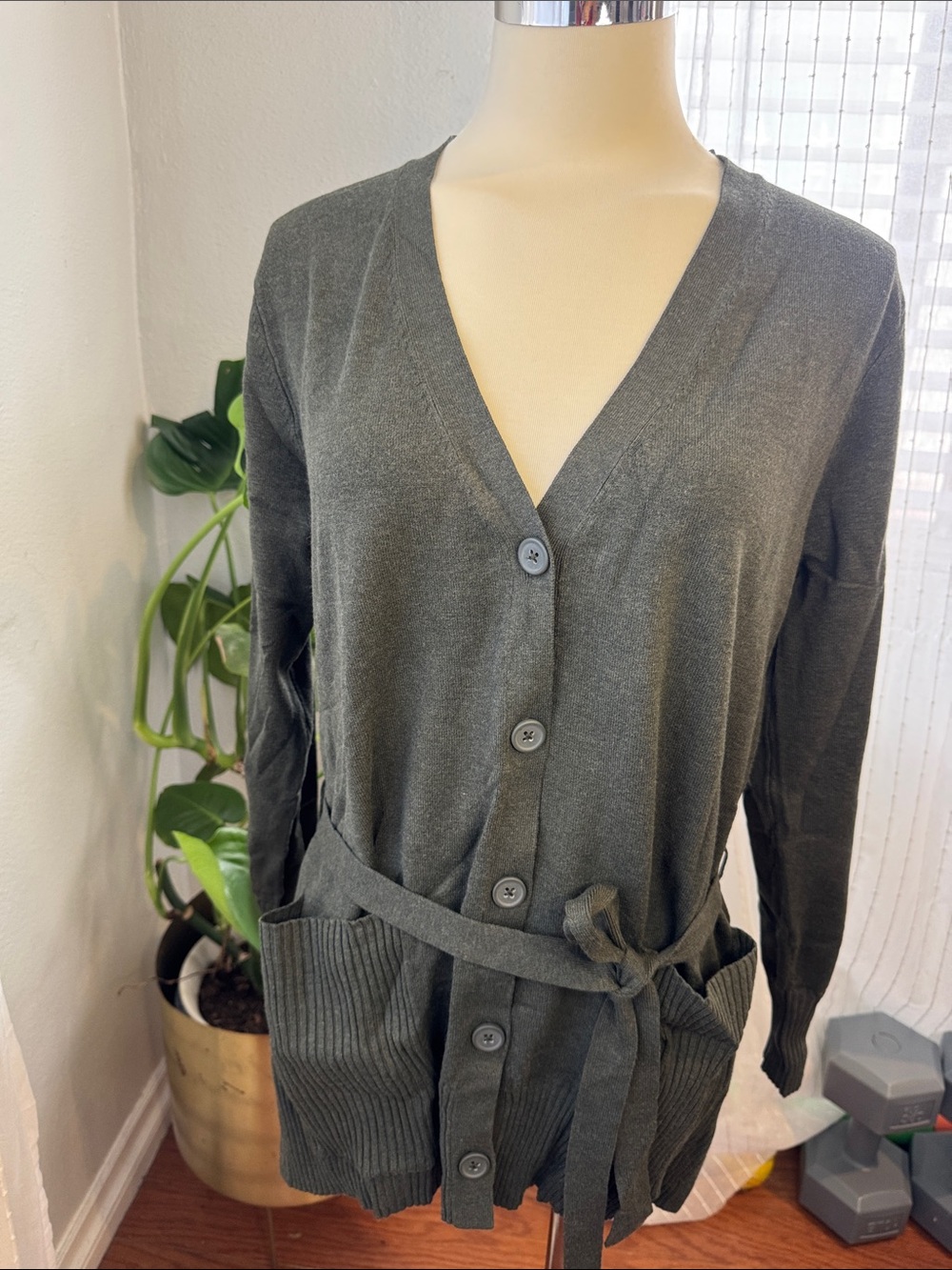 Gray V-Neck Button Cardigan Sweater with Belt Splendid